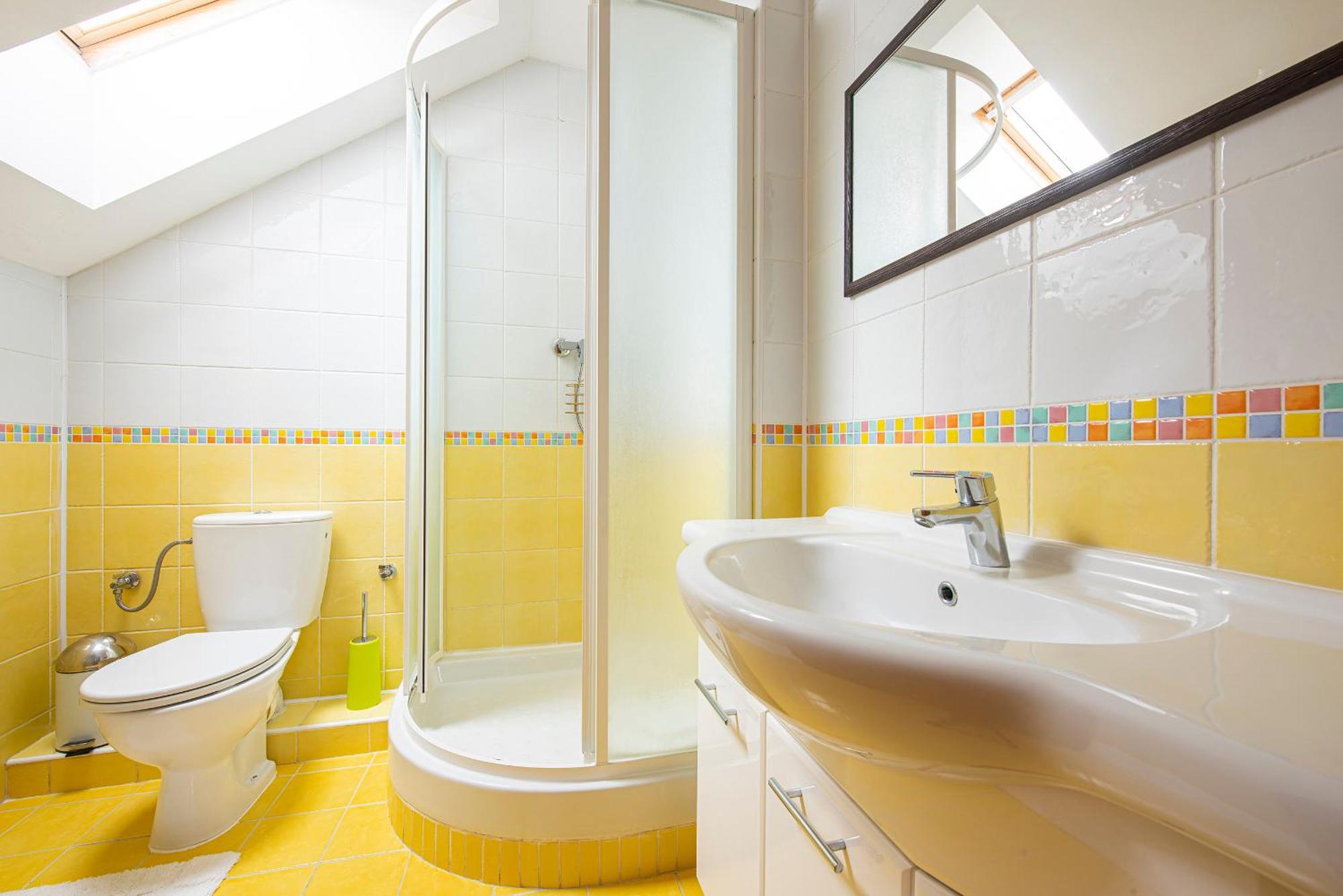 Penzion A Restauracia Lavender Motel Poprad Bagian luar foto